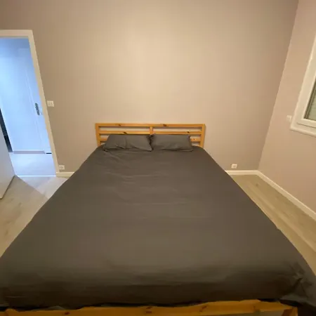 Apartment Centre